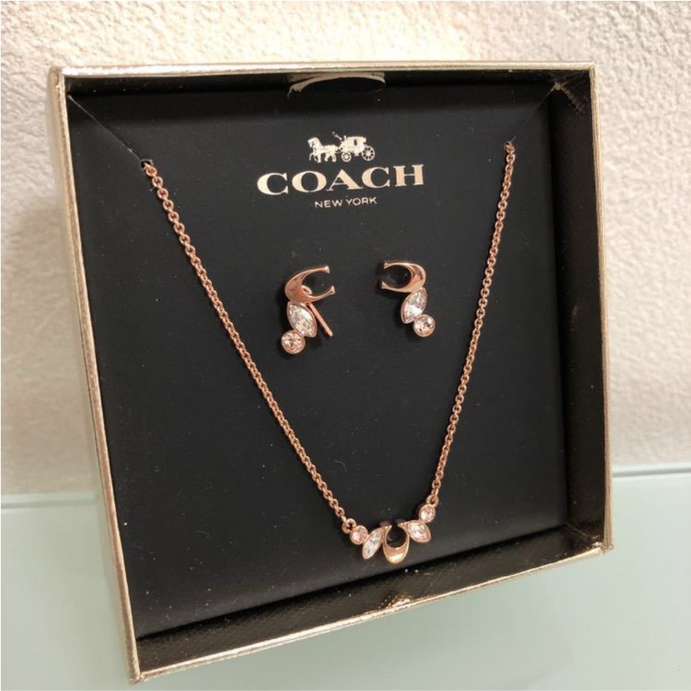 COACH cluster necklace - Picture 9 of 9